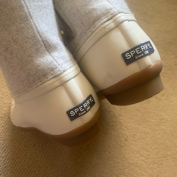 Sperry duck boots - Picture 3 of 5